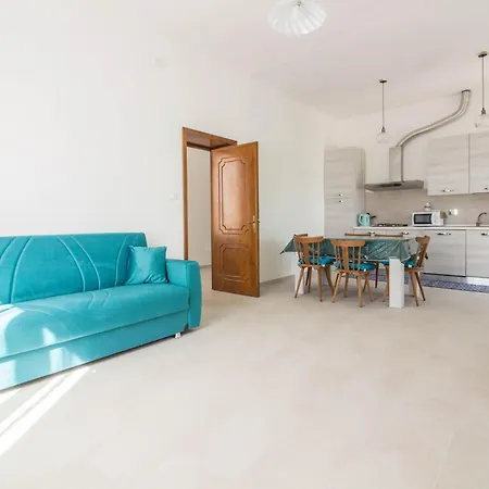 Guesthost Peaceful In With Garden Dom wakacyjny *