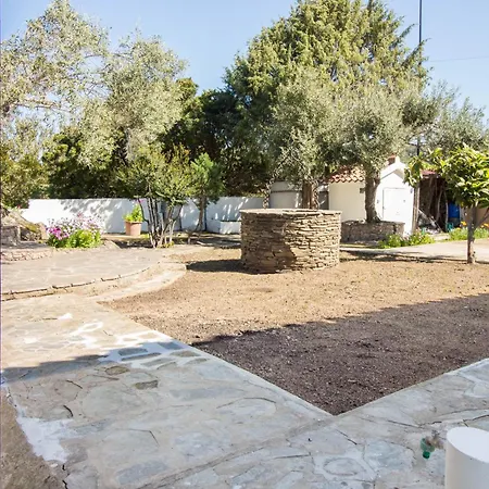 Guesthost Peaceful In With Garden *