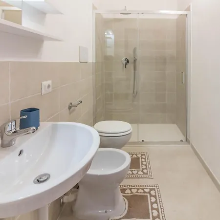 Guesthost Peaceful In With Garden בית נופש Berchiddeddu