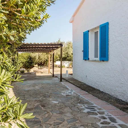 Guesthost Peaceful In With Garden